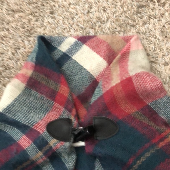 Girls fall flannel pullover/scarf - Picture 4 of 5